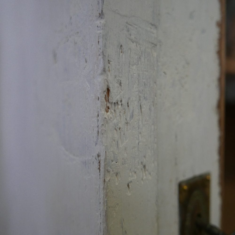 witte vitrinekast