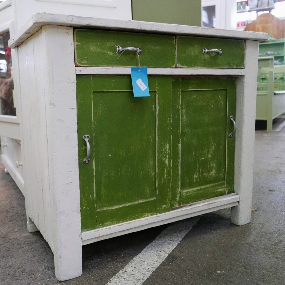 wit-groen kastje