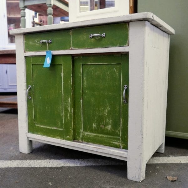 wit-groen kastje