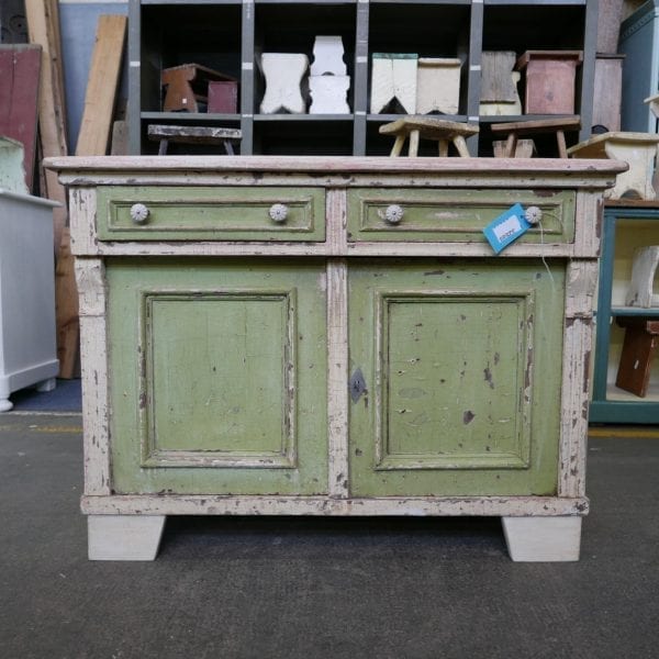 brocante groen-wit kastje