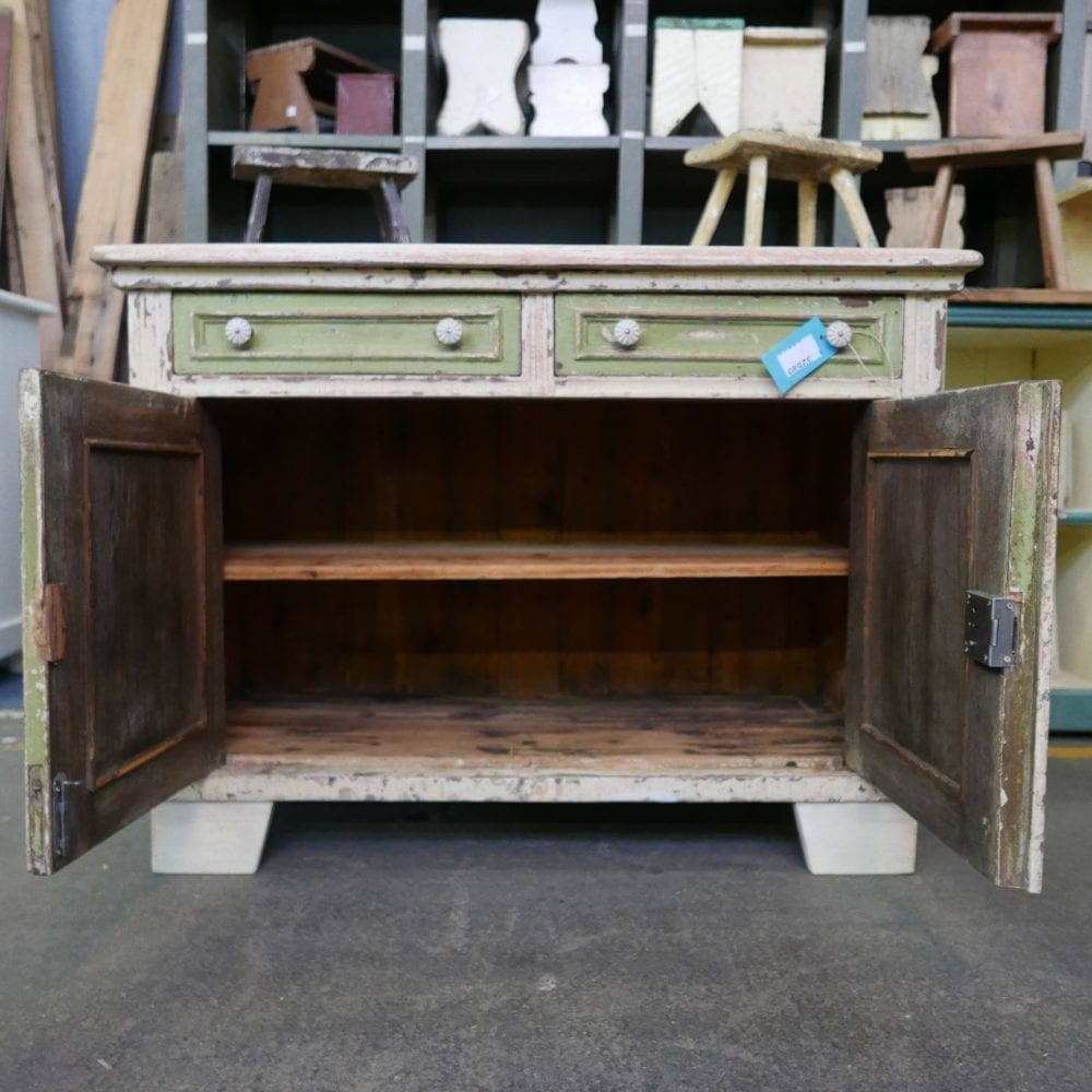 brocante groen-wit kastje