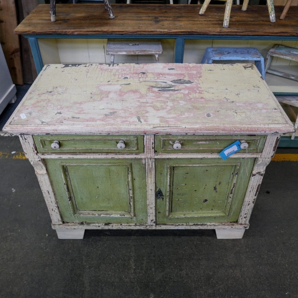 brocante groen-wit kastje