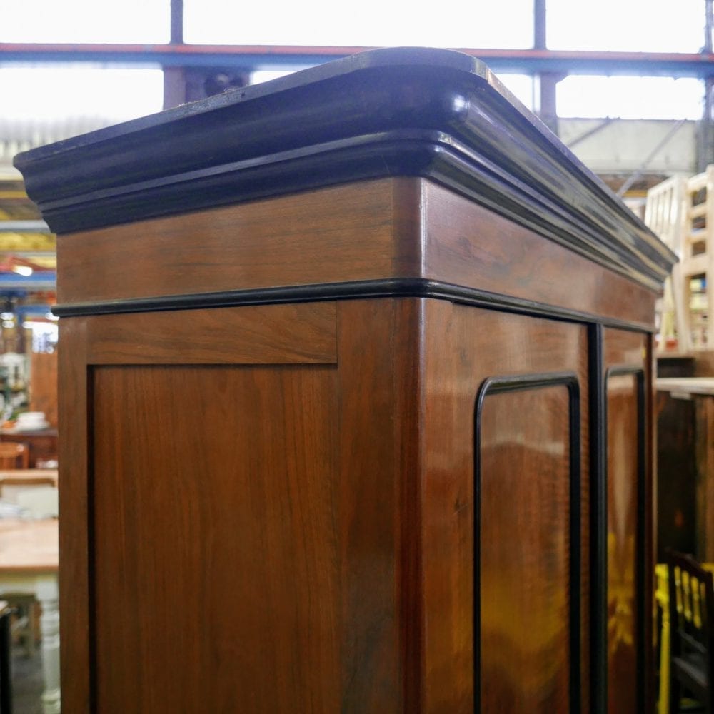 Houten linnenkast