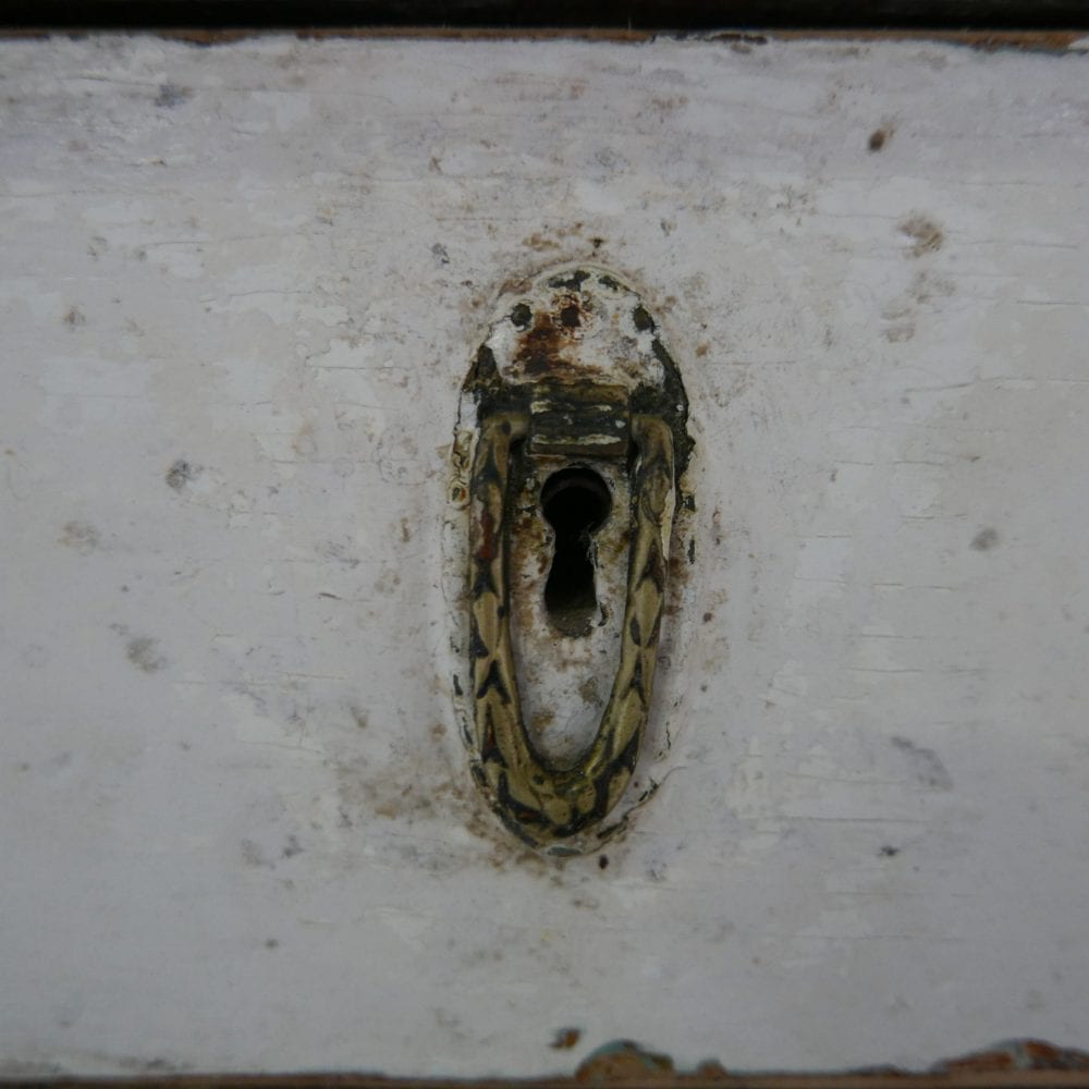 rood-witte commode