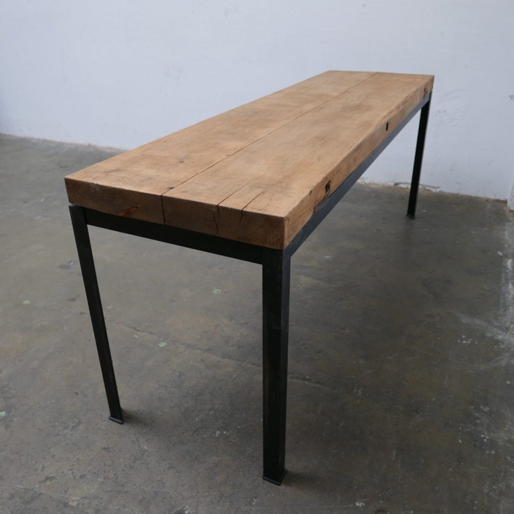 Industriële tafel met dik blad