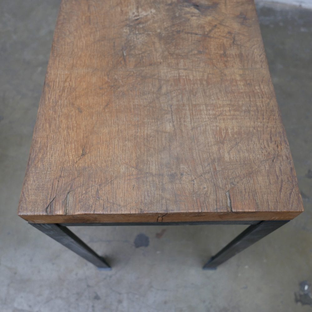 Industriële tafel met dik blad