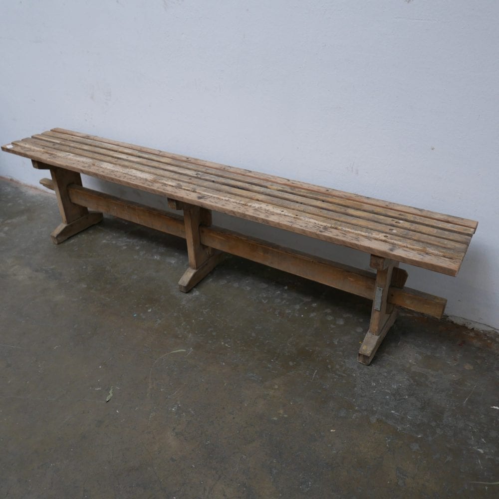 Houten bank met latjes