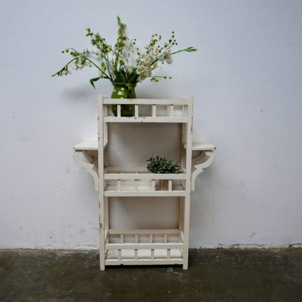 wit brocante planten kastje