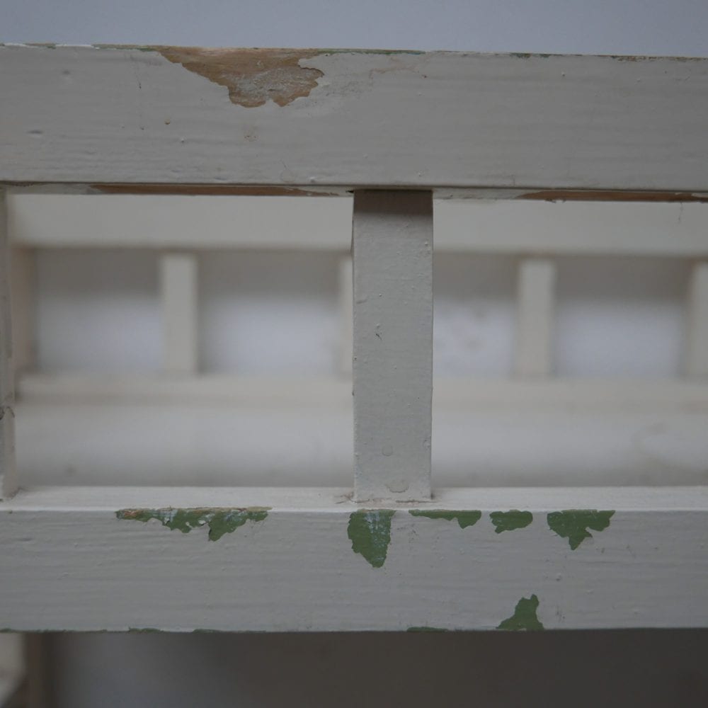 wit brocante planten kastje