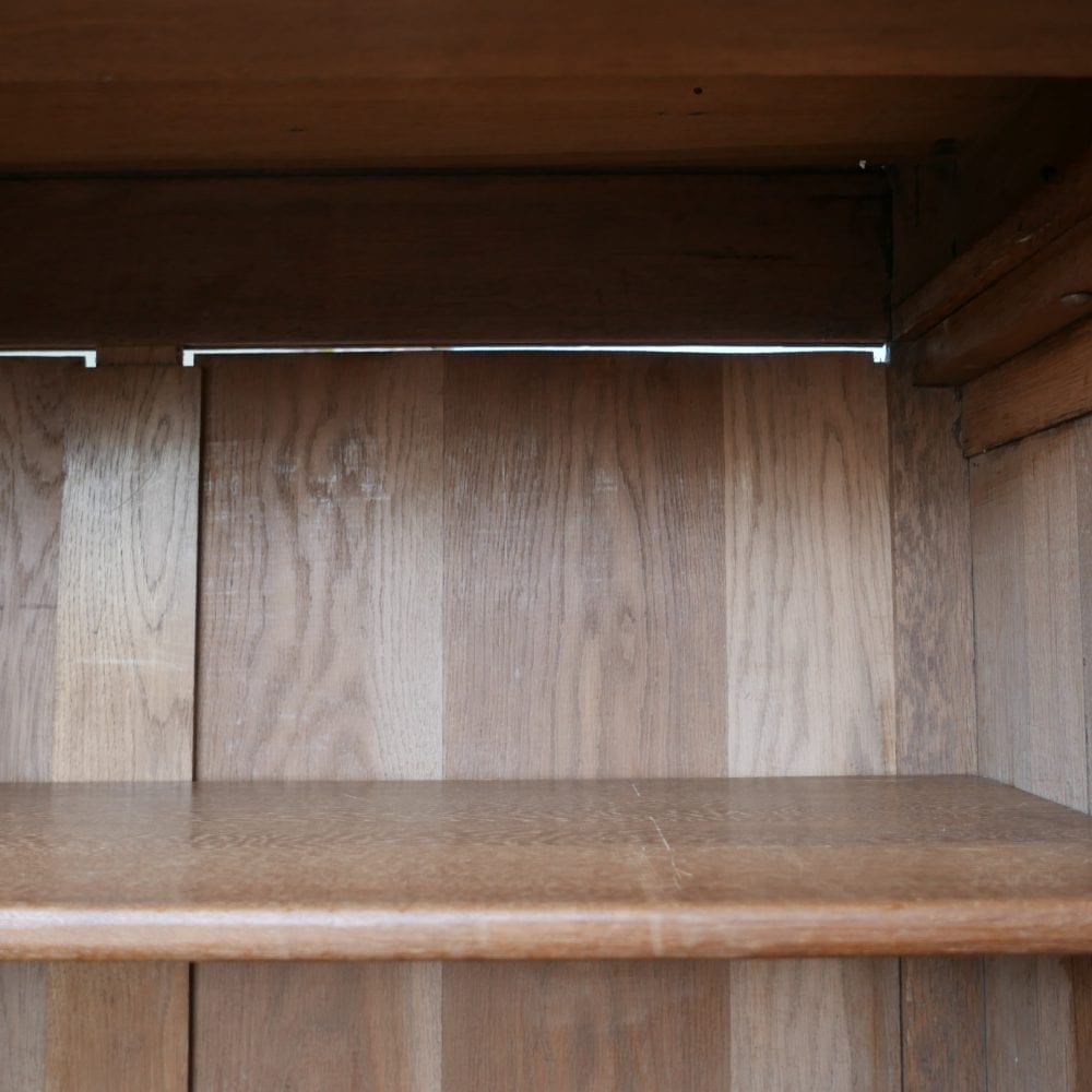 houten linnenkast