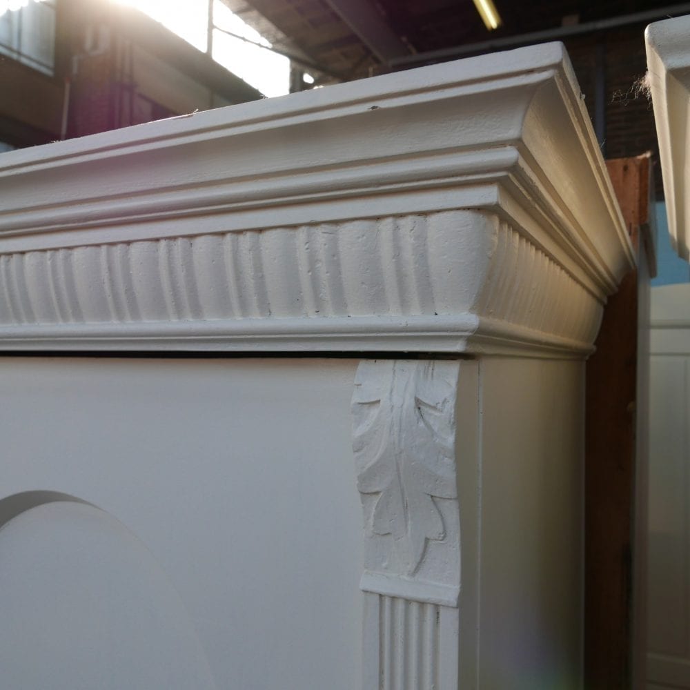 witte kledingkast