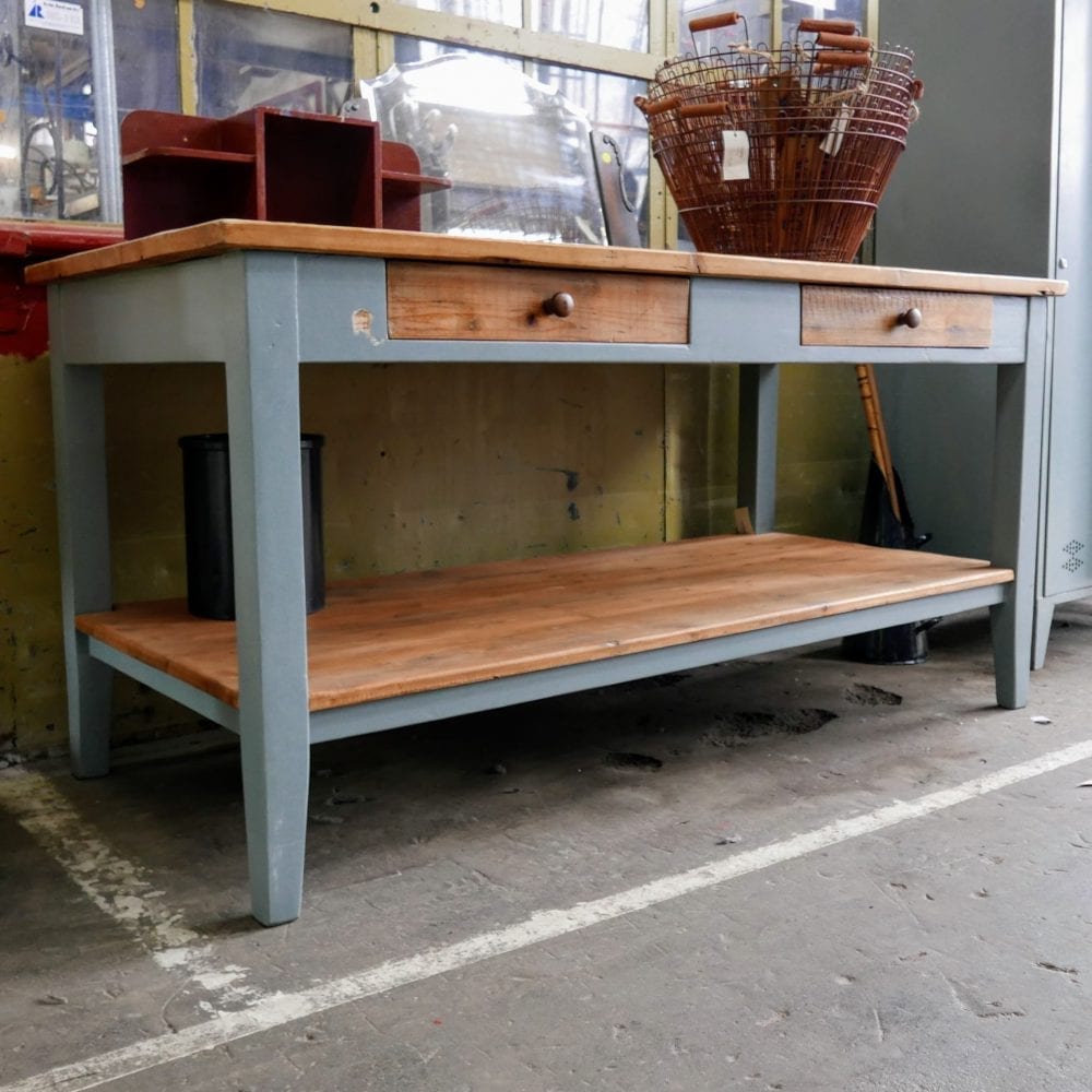 grijze werktafel