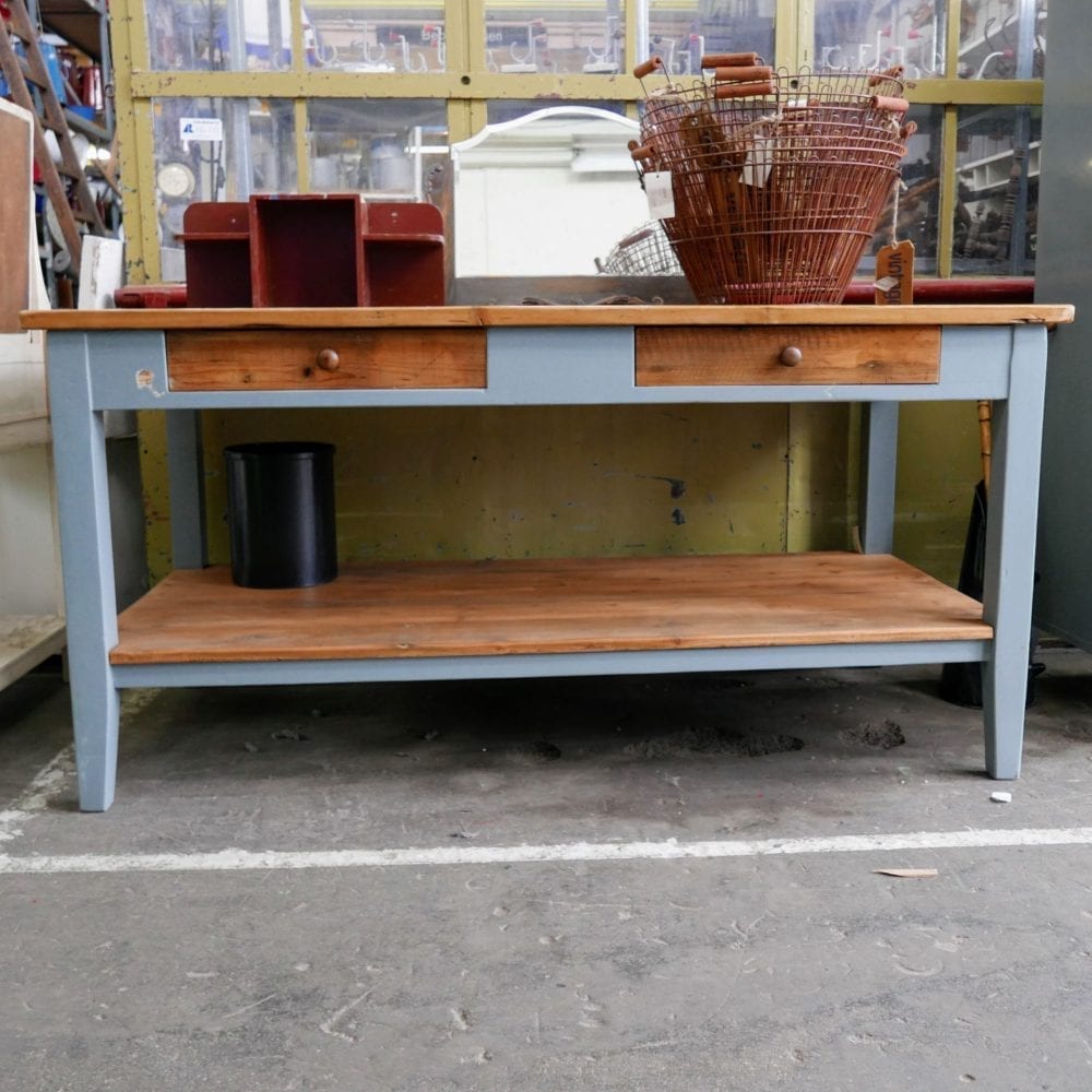 grijze werktafel