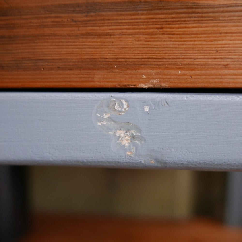 grijze werktafel