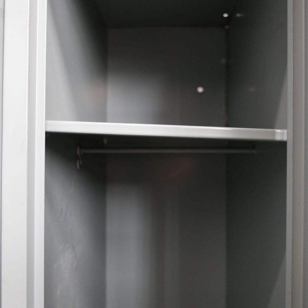 grijze lockerkast