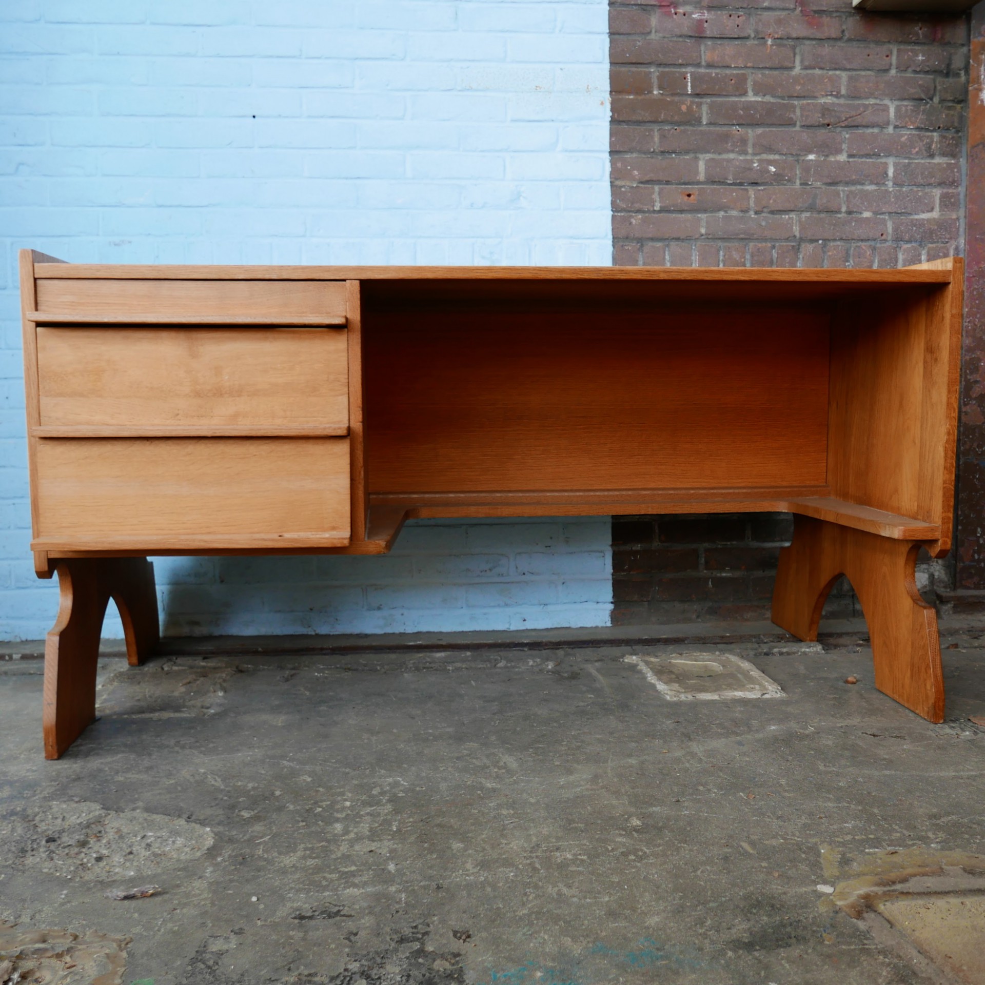 Jabeth Wilson Altijd reactie Vintage bureau » Van Dijk & Ko