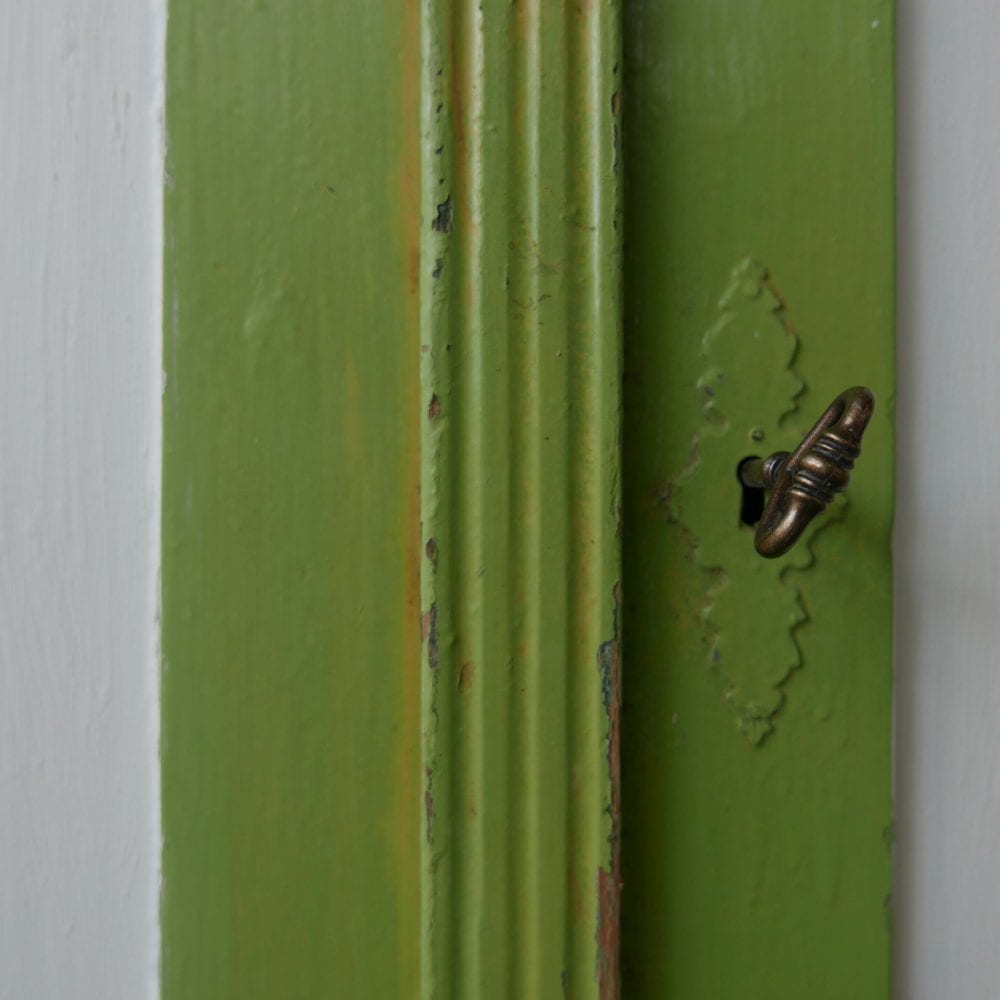 groen witte commode