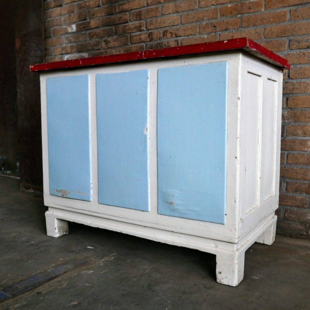 Blauw-witte kist