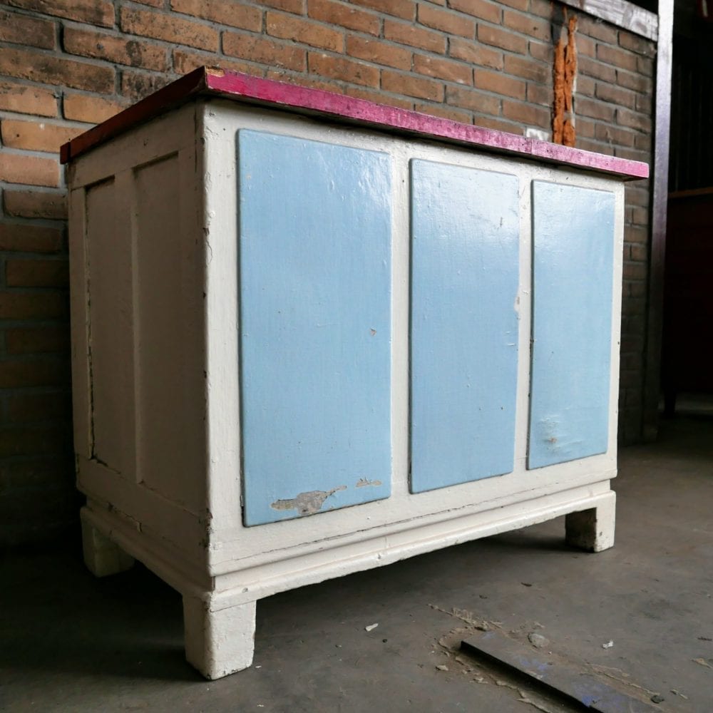 Blauw-witte kist