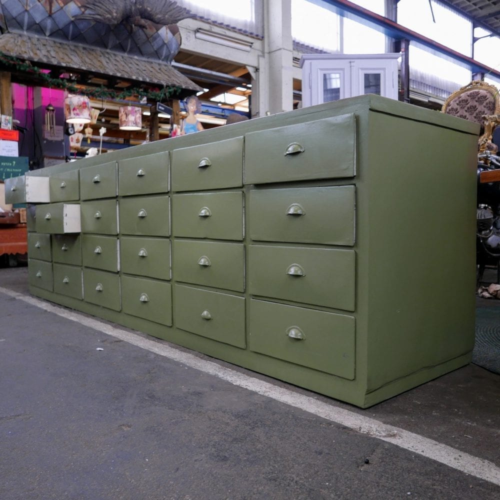Groene glazen toog