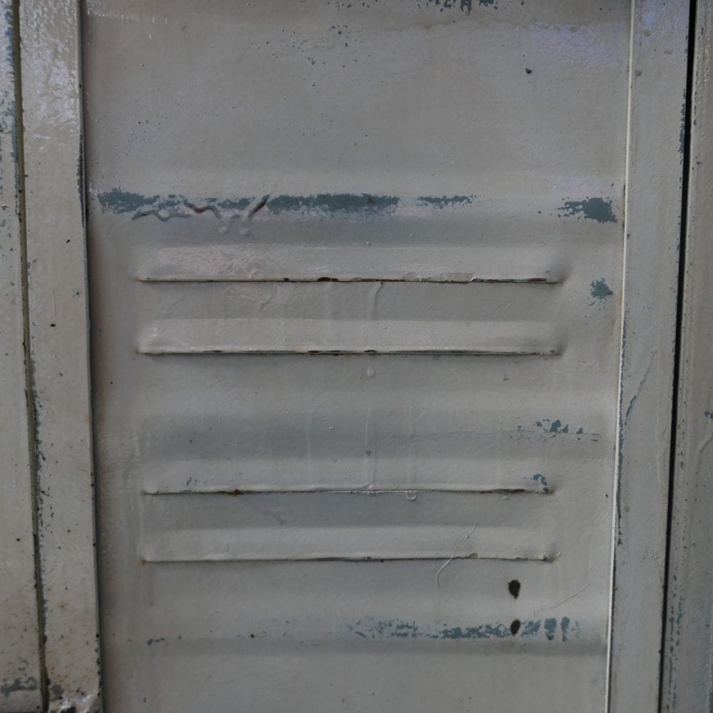 Witte lockerkast