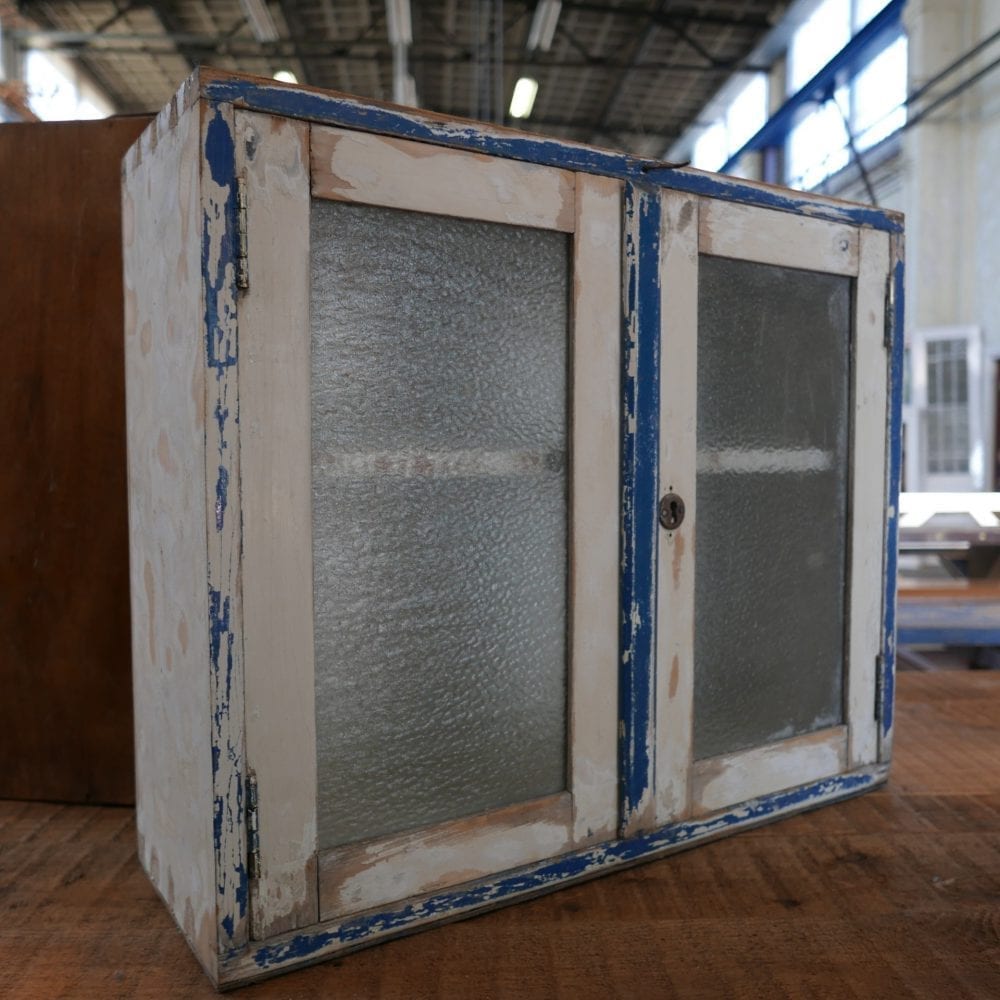 wit-blauw kastje