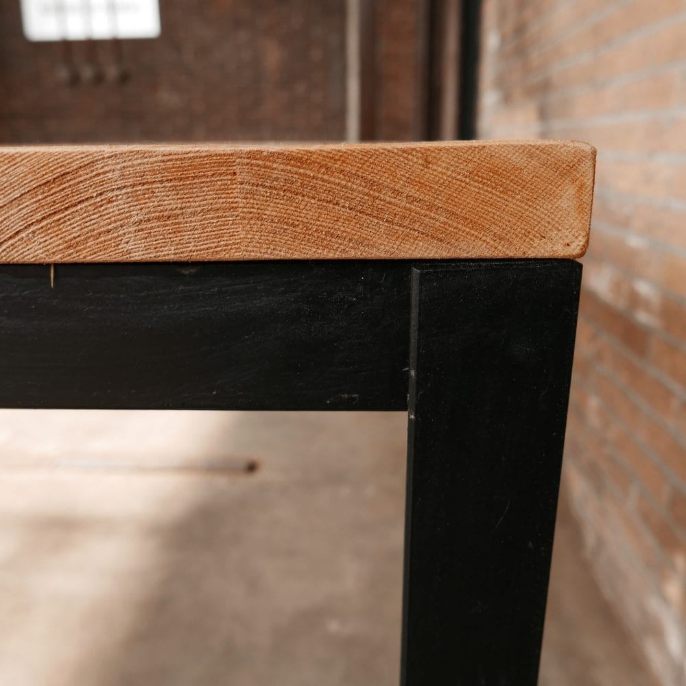 Tafel op maat metalen frame
