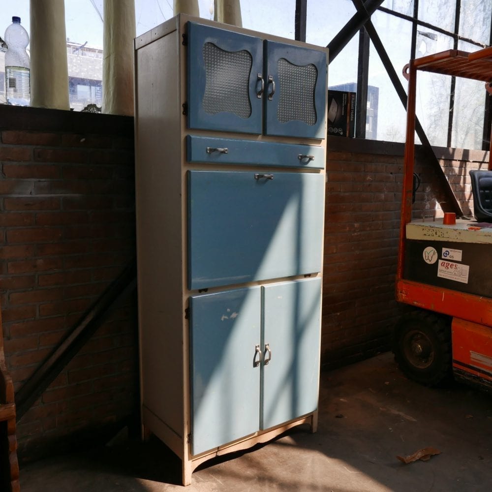 retro blauwe keukenkast