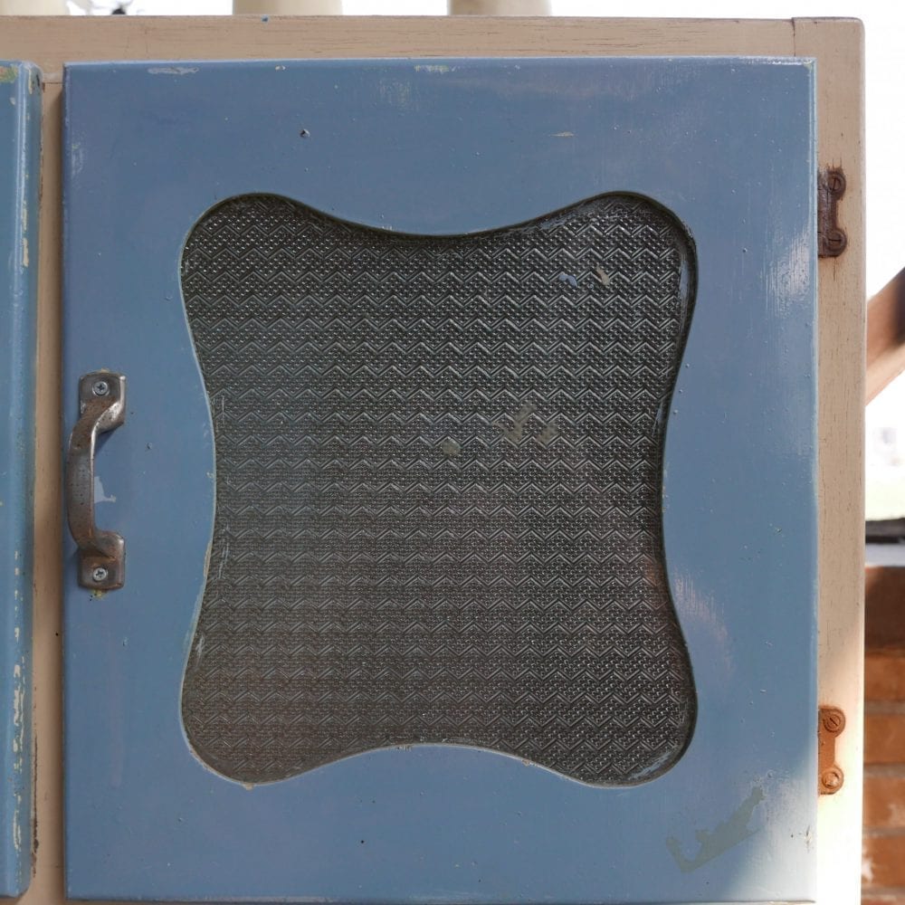 retro blauwe keukenkast