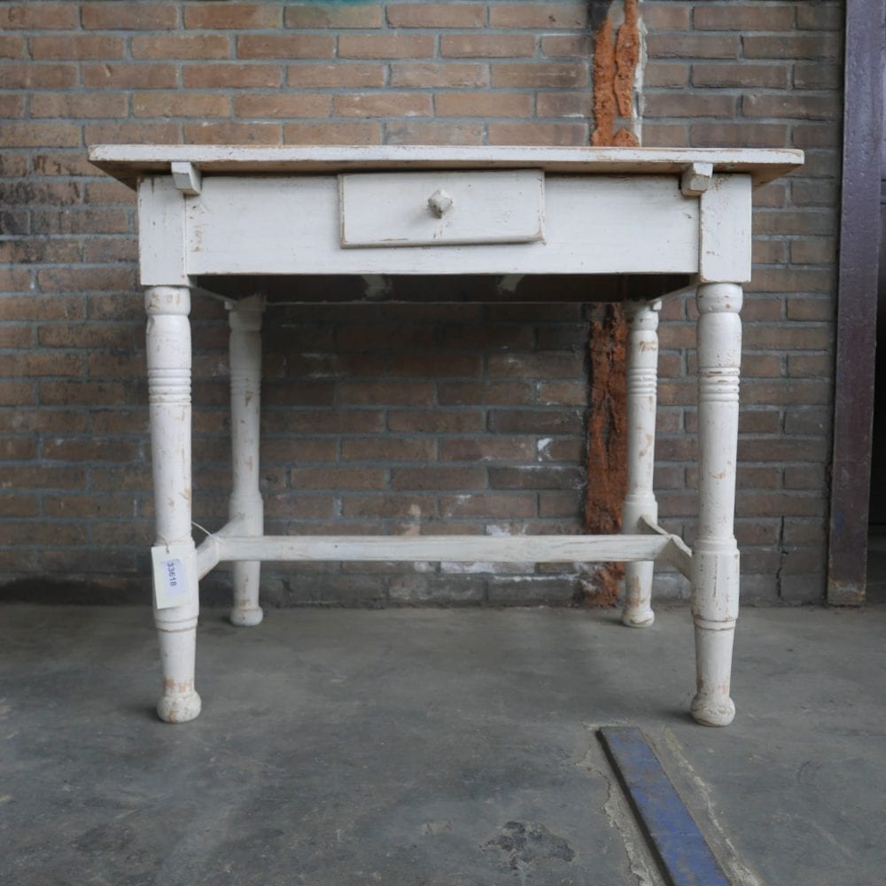 witte eettafel met lade