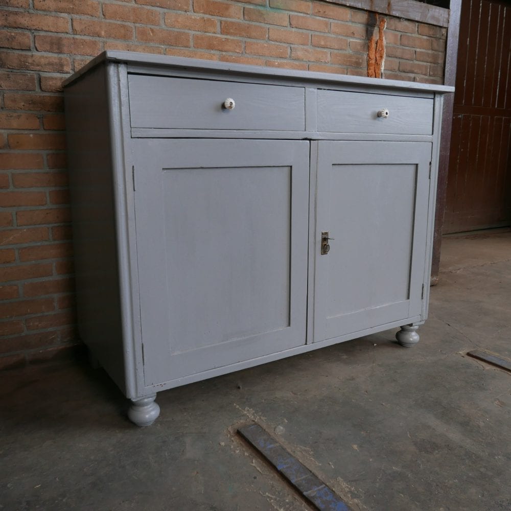 Grijze commode
