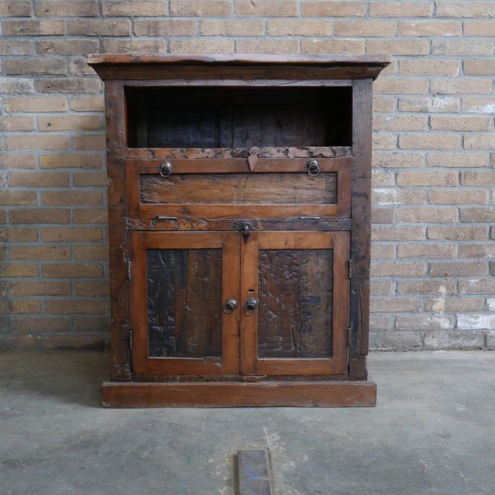 houten kastje