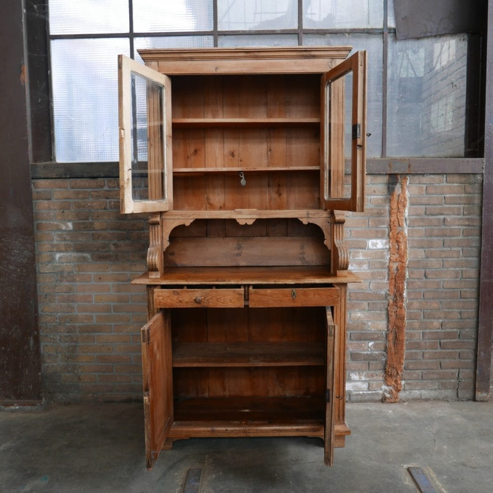 Houten buffetkast klassiek