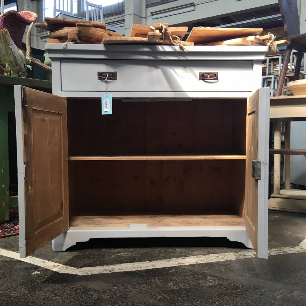 Witte commode