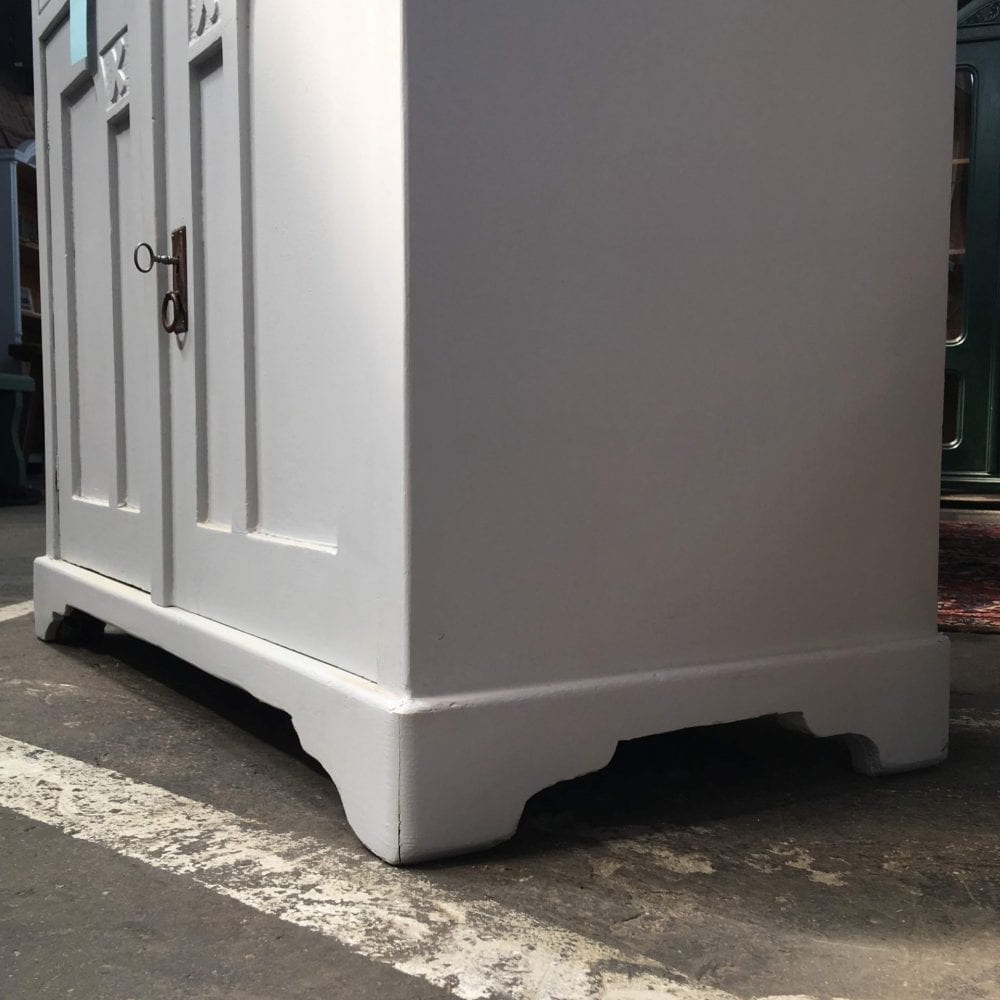 Witte commode