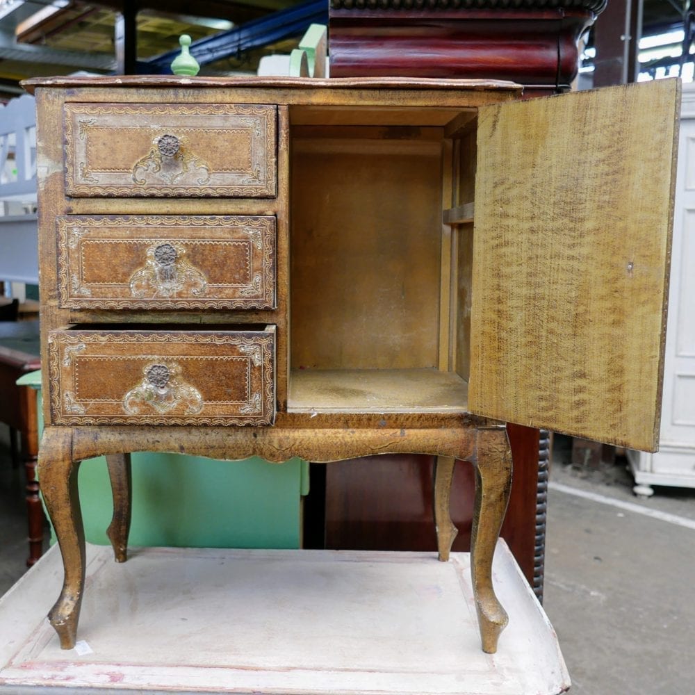 Barok gouden kastje