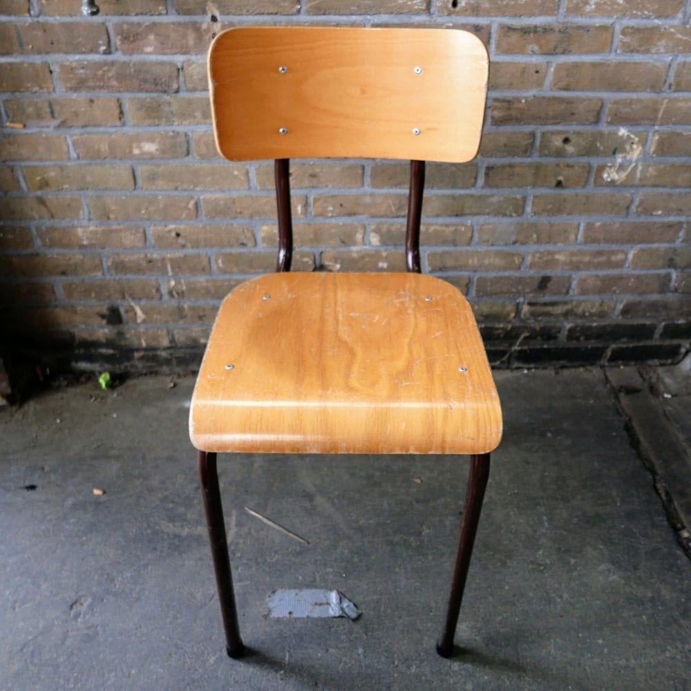 Vintage schoolstoelen - Afbeelding 10