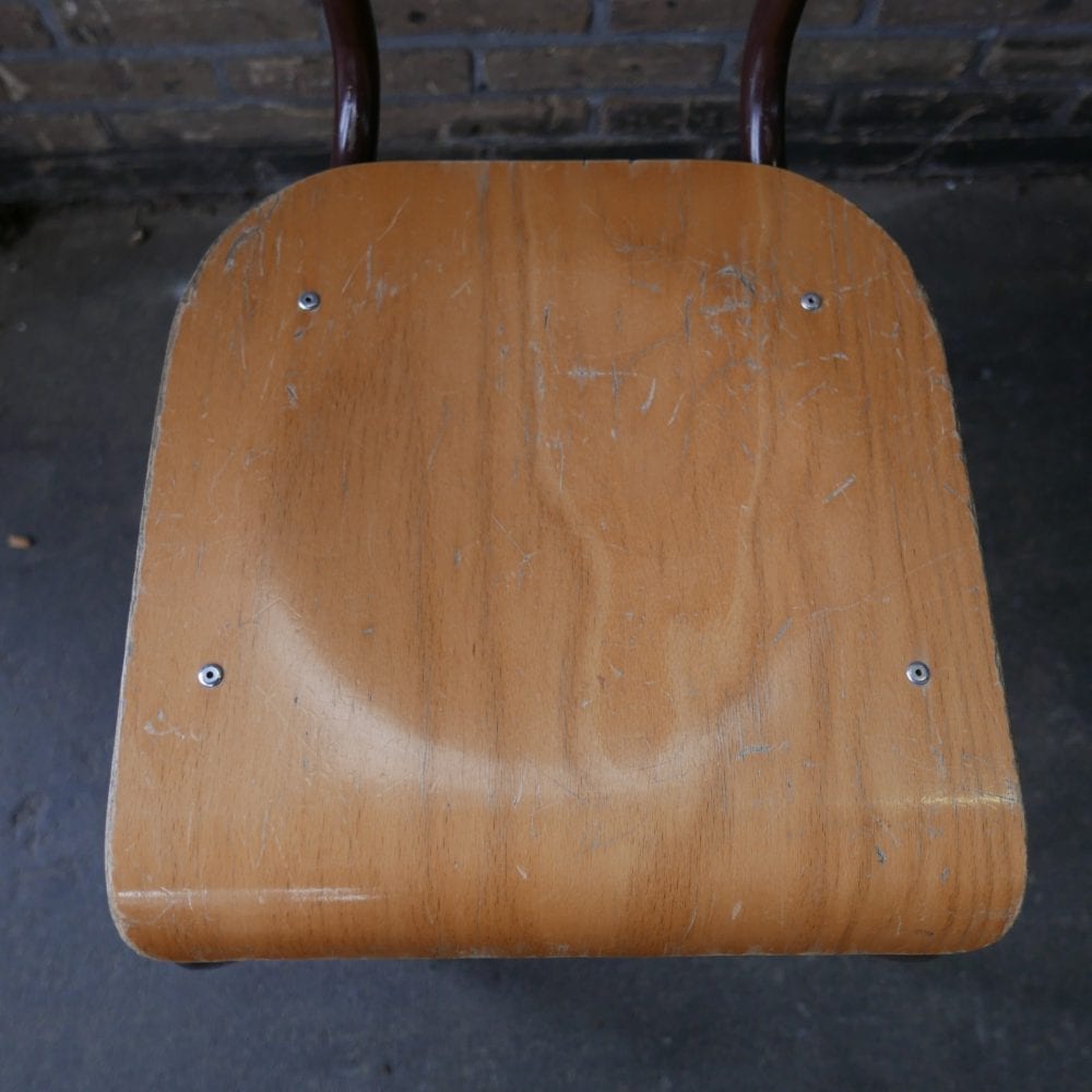 Vintage schoolstoelen - Afbeelding 8