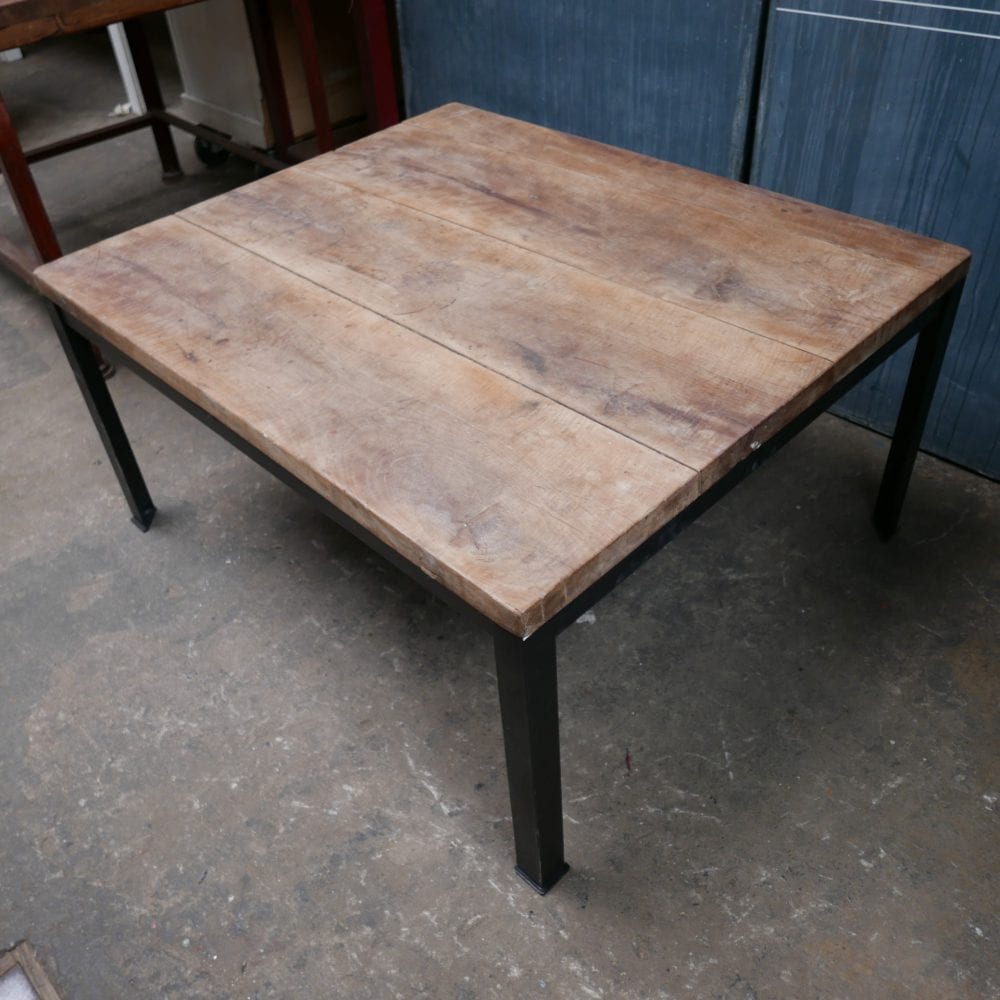 Industriële salontafel