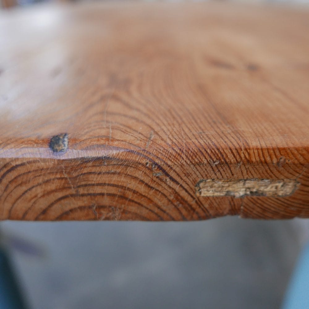 Houten blauwe eettafel