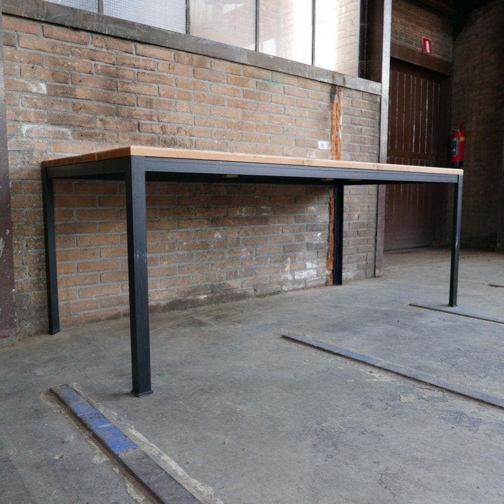 Industriële tafel