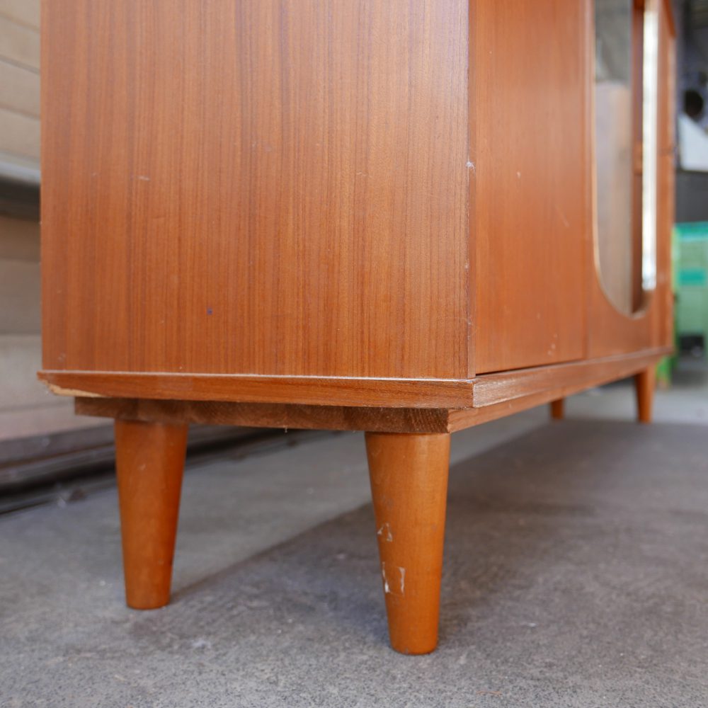 Vintage retro dressoir