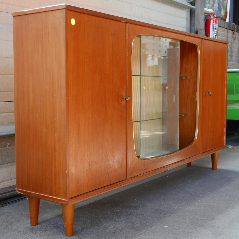 Vintage retro dressoir