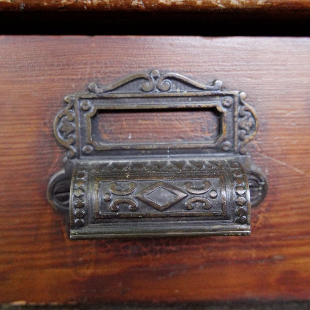 Vintage houten schoolkast - Afbeelding 11