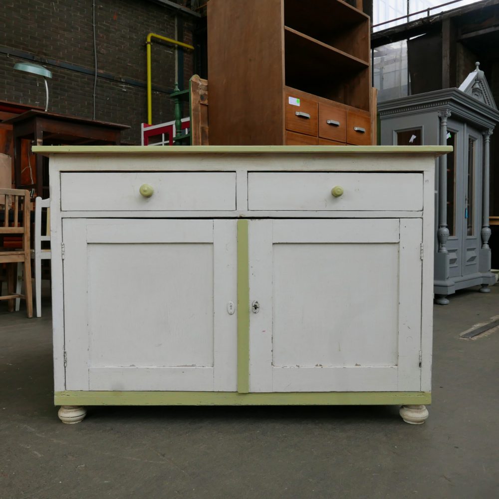 Brocante wit groene commode