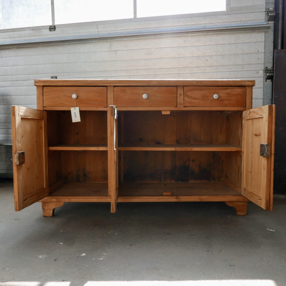 houten brocante dressoir