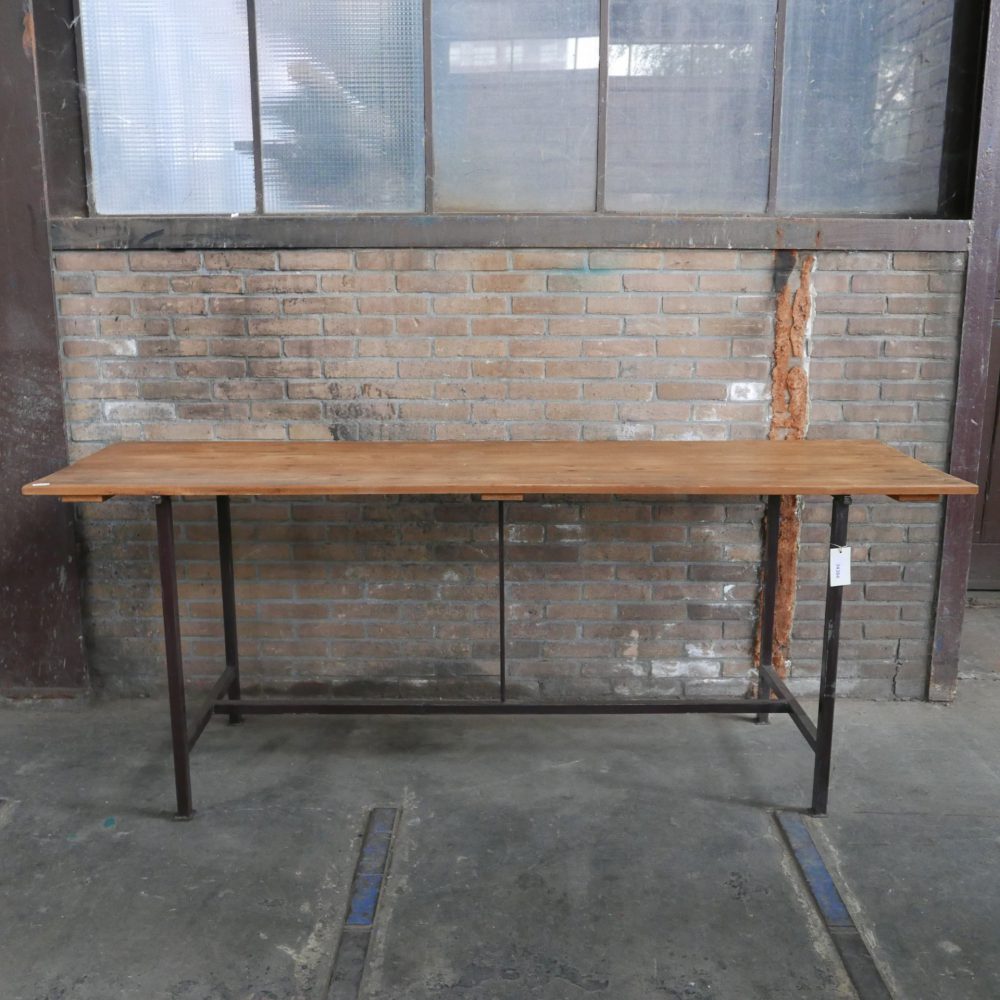 industriële tafel