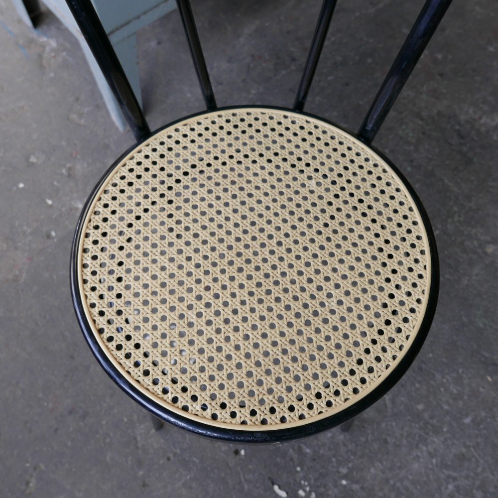 Zwart metalen tuinstoelen