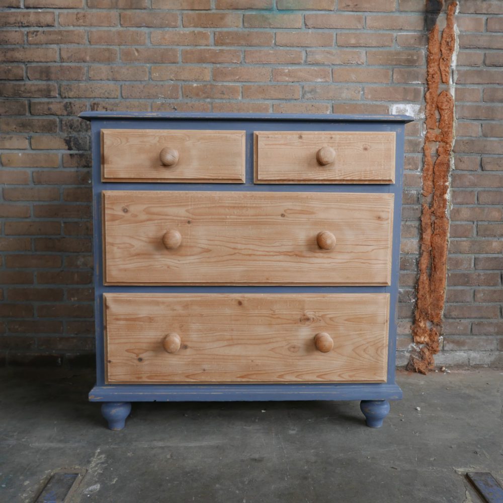 houten commode