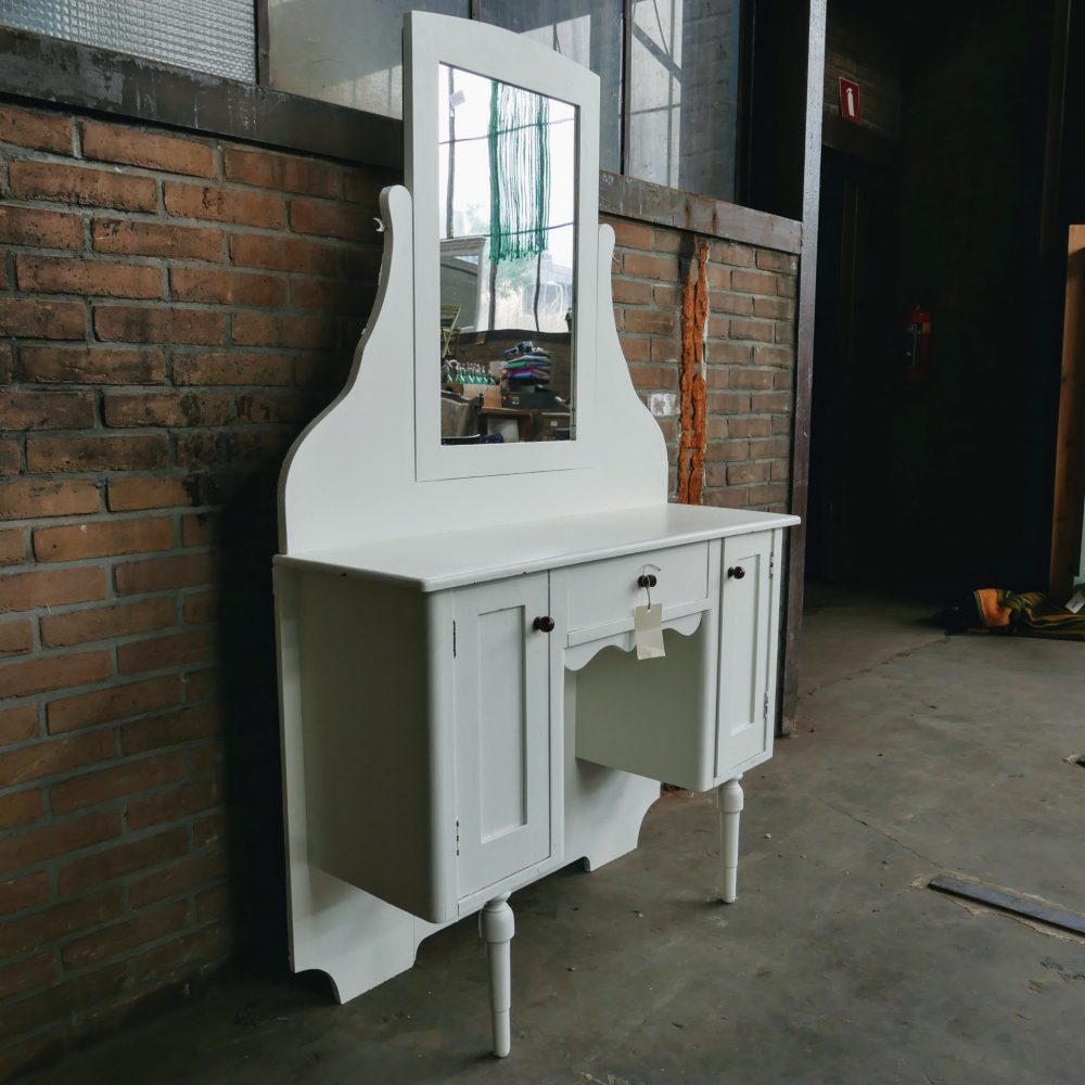 Kapmeubel wit hout spiegel